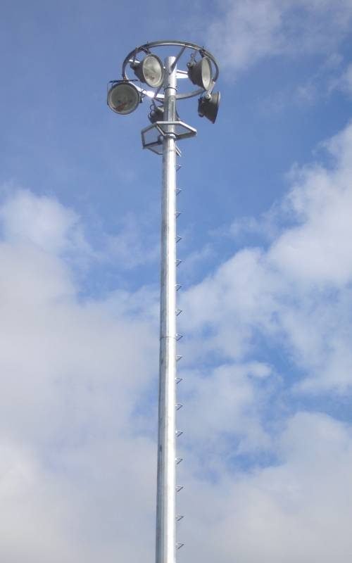 Instalasi Lampu Sorot