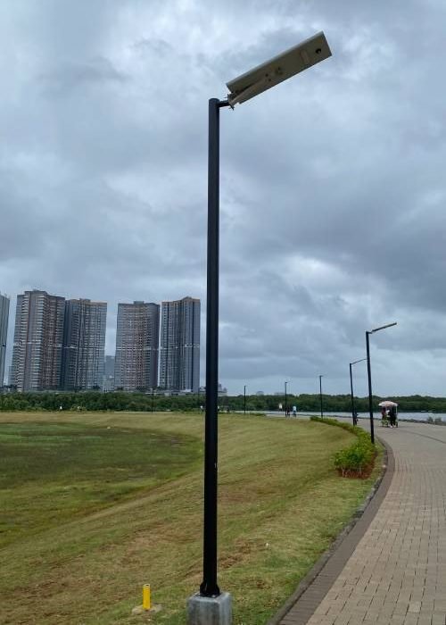 Produksi PJU Tenaga Surya